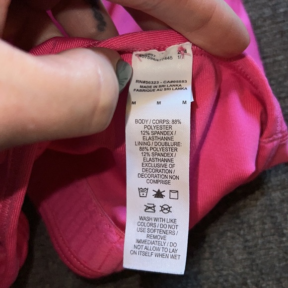 Hot pink Nike dri fit sports bra size M - Picture 3 of 3
